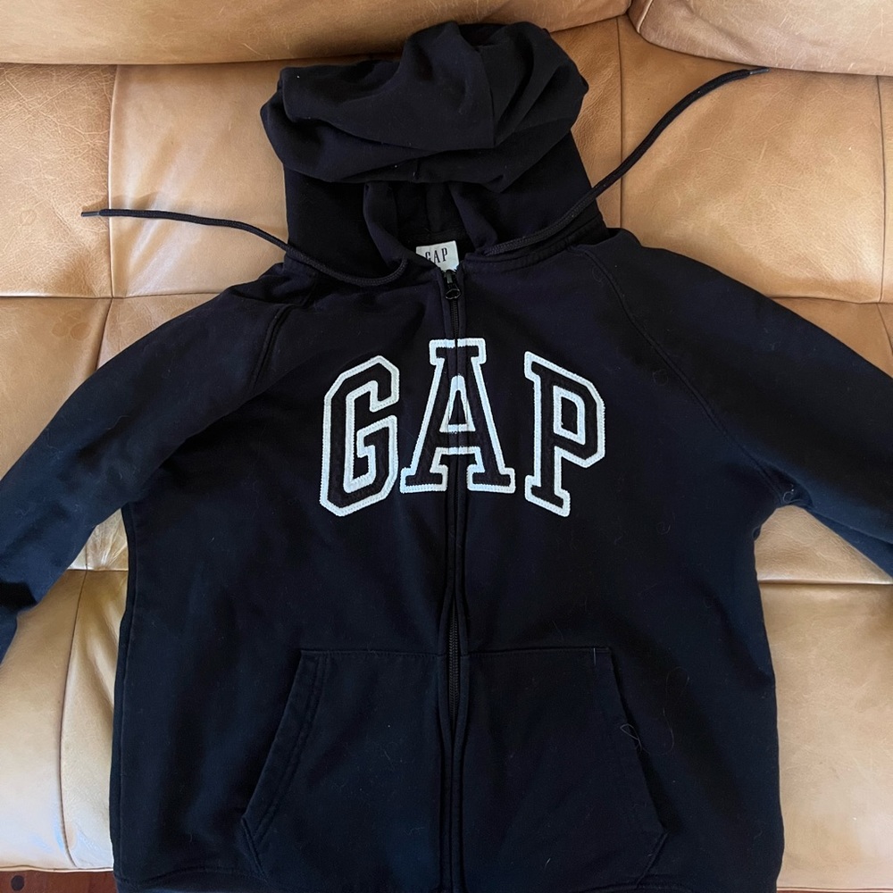 GAP zip up hoodie
